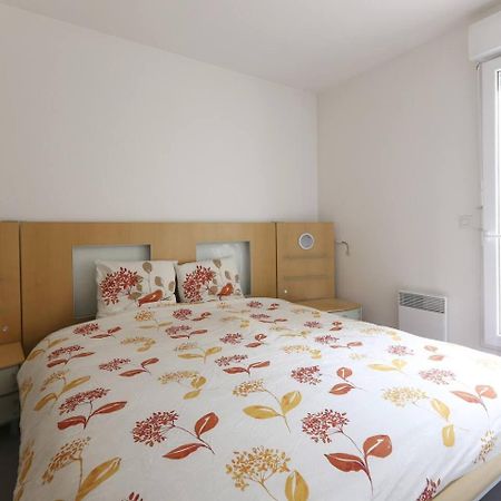 Private Room With Terrace In Shared House Saint-Ouen  Exterior photo